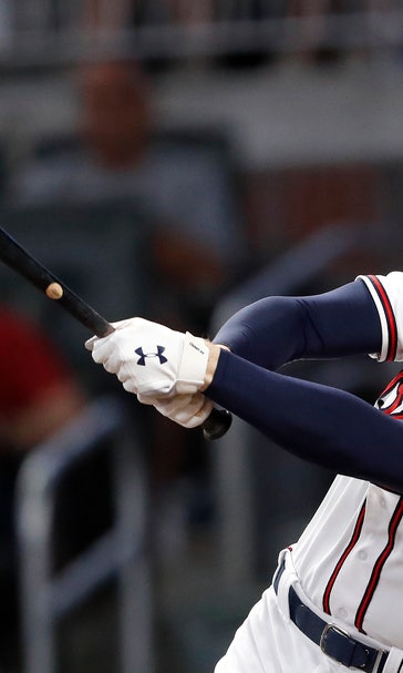 Braves move to brink of division title, beat Phillies 6-5